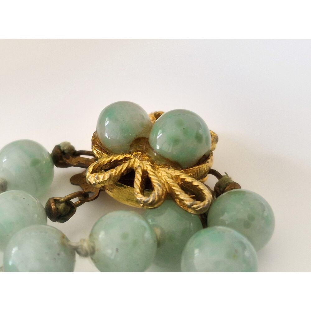 Vintage Sage Green Glass Double-strand Alice Caviness Signed Necklace - Picture 3 of 5